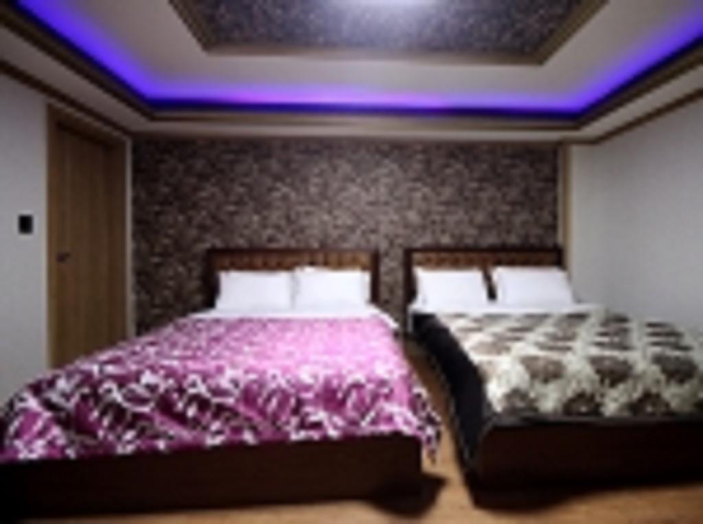 Guangju Hotel Banana Кванджу Экстерьер фото