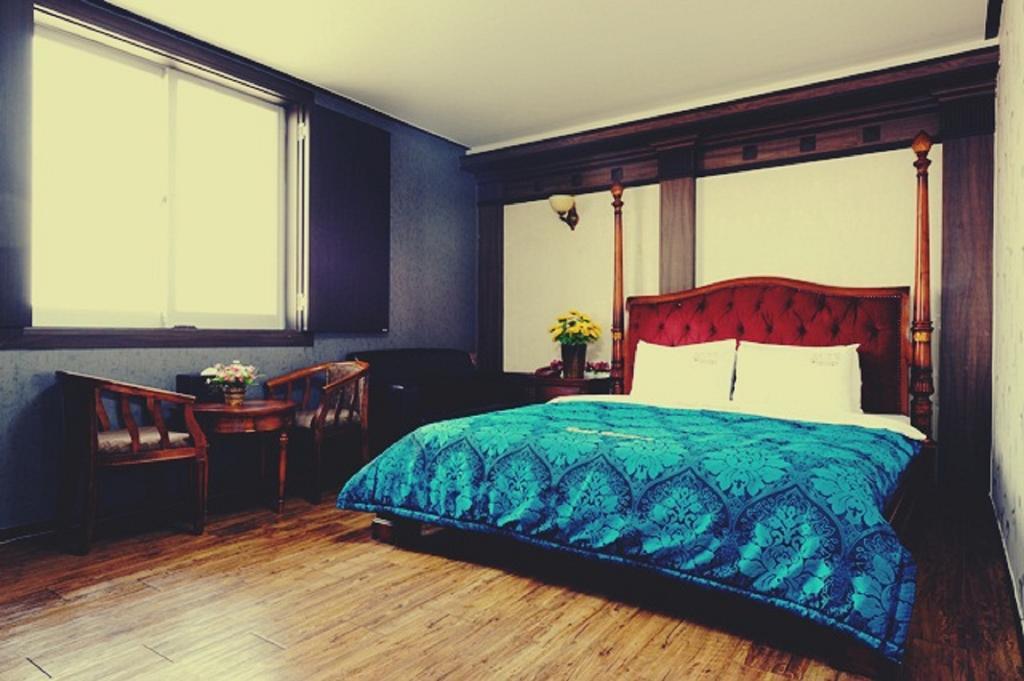 Guangju Hotel Banana Кванджу Экстерьер фото